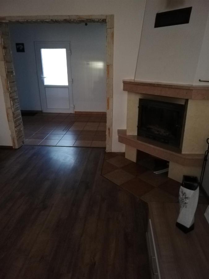 Apartmán Halex 3 Bojná Exteriér fotografie